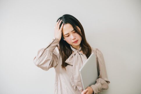 パワハラの定義と対策方法｜解決しない場合の選択肢とは？