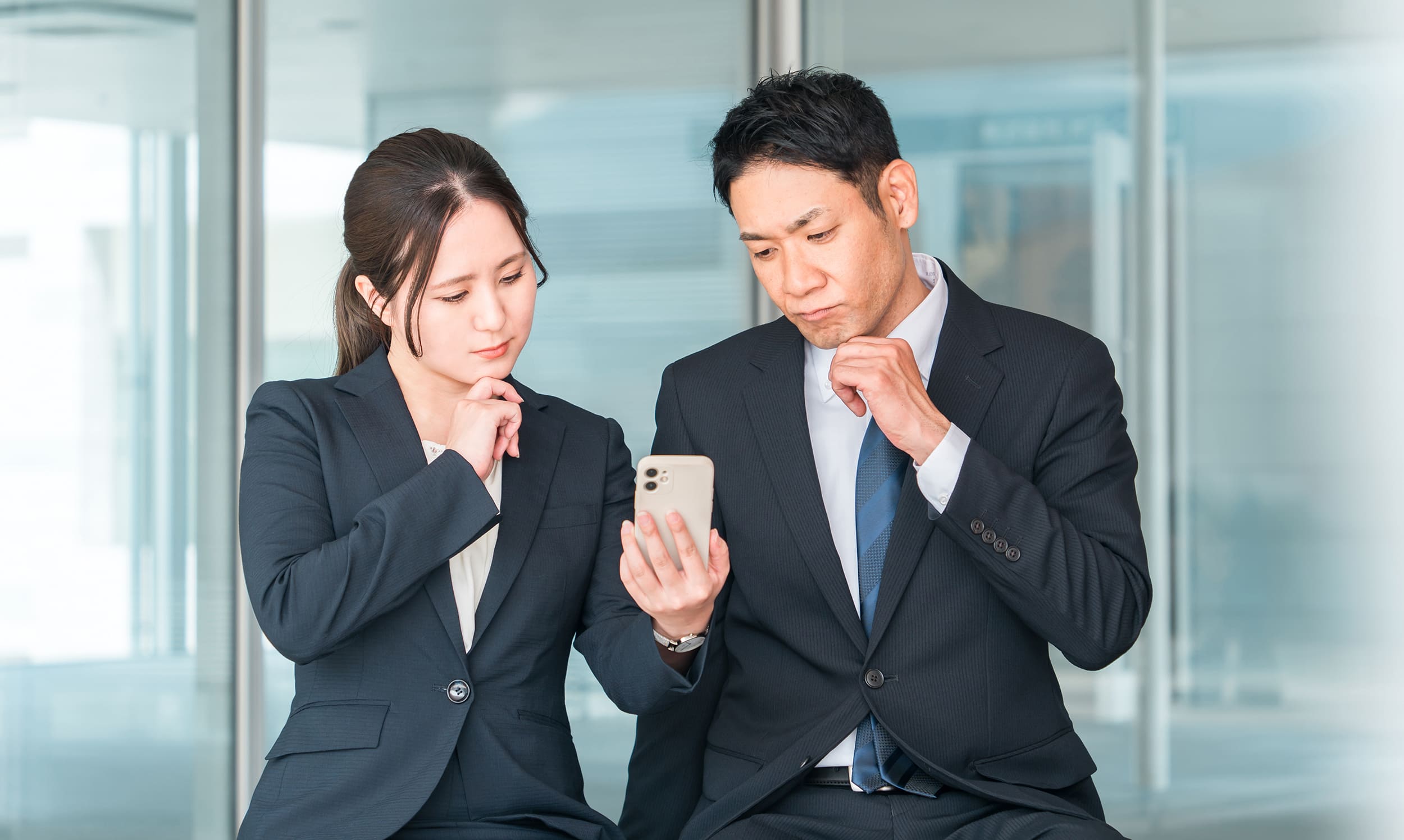 営業職はネイルして良いの? 仕事上のマナーと好印象なデザイン3選