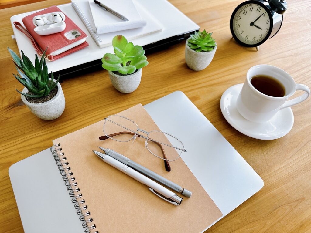 １．正社員はダブルワークができる？