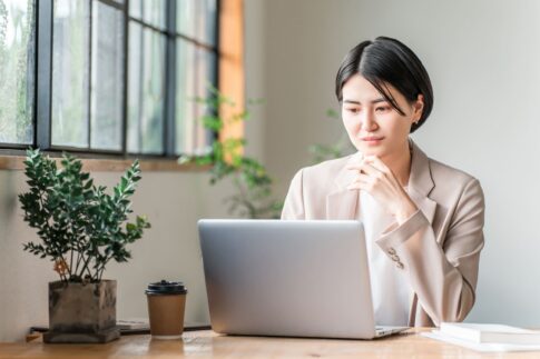 女性がITエンジニアに向いてないのは嘘!未経験から転職成功する方法