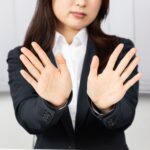 転職エージェントがしつこい!面接辞退や内定辞退の対処法を紹介