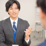 【例文つき】転職の面接が平日勤務で休めない場合の5つの方法と注意点を解説