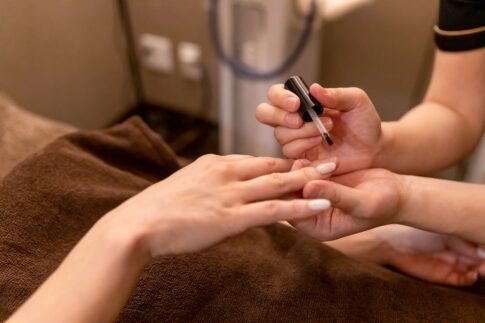 ハローワークの職業訓練でネイルを学べる!訓練内容・受講方法を紹介