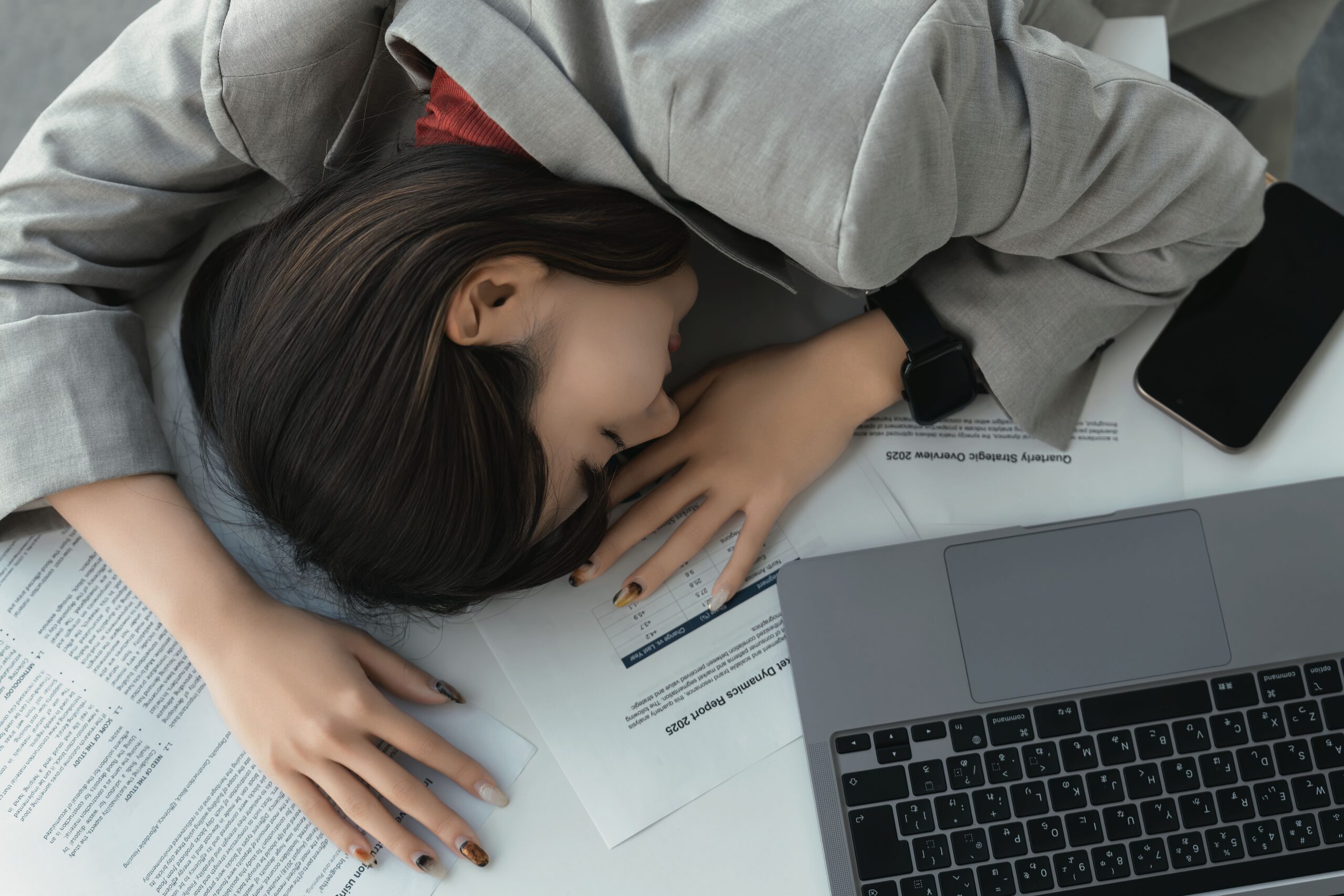 高卒転職の現実は厳しい？転職活動を乗り越える方法やコツを解説！