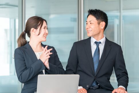 高卒から営業になれる？おすすめの営業職や向いてる人の特徴を解説