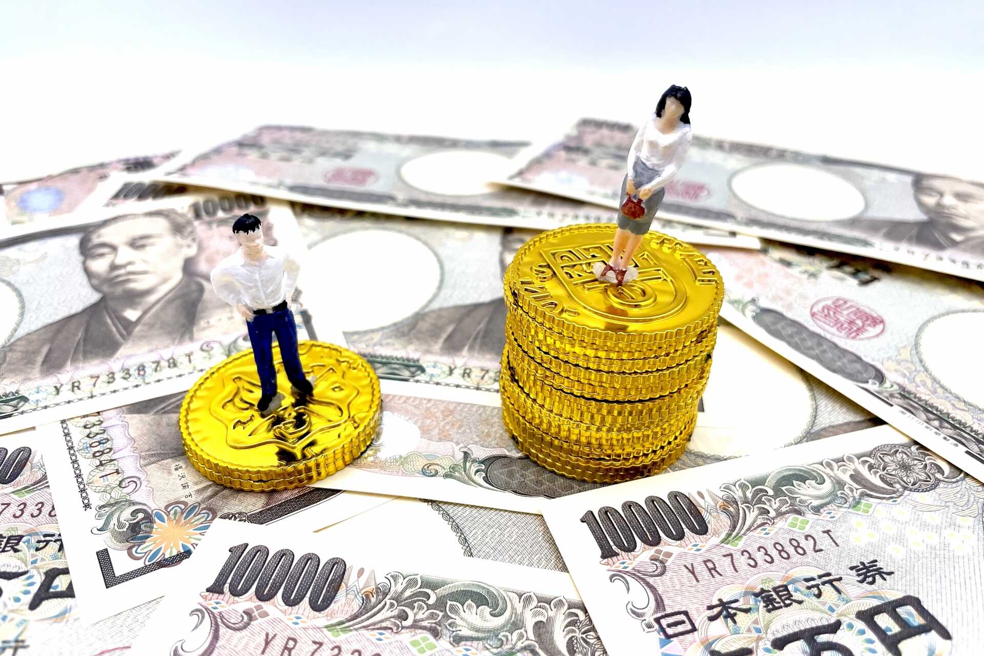 高卒と大卒の生涯年収の差は?差が出る理由や高収入の仕事も解説