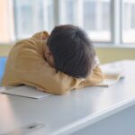 大学を辞める理由は?辞めるメリット・デメリットやその後の進路も解説